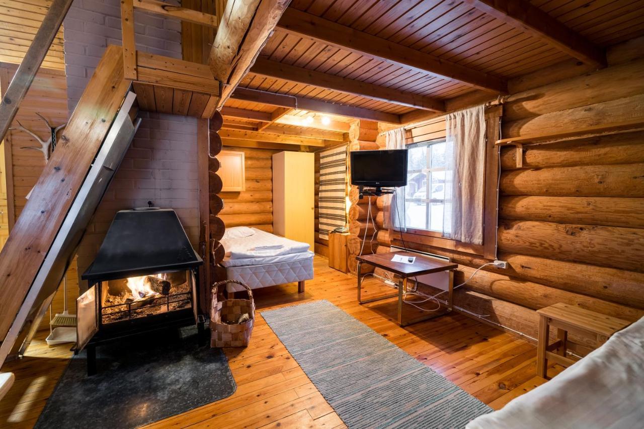 Peurasuvanto Moekit & Camping Bagian luar foto