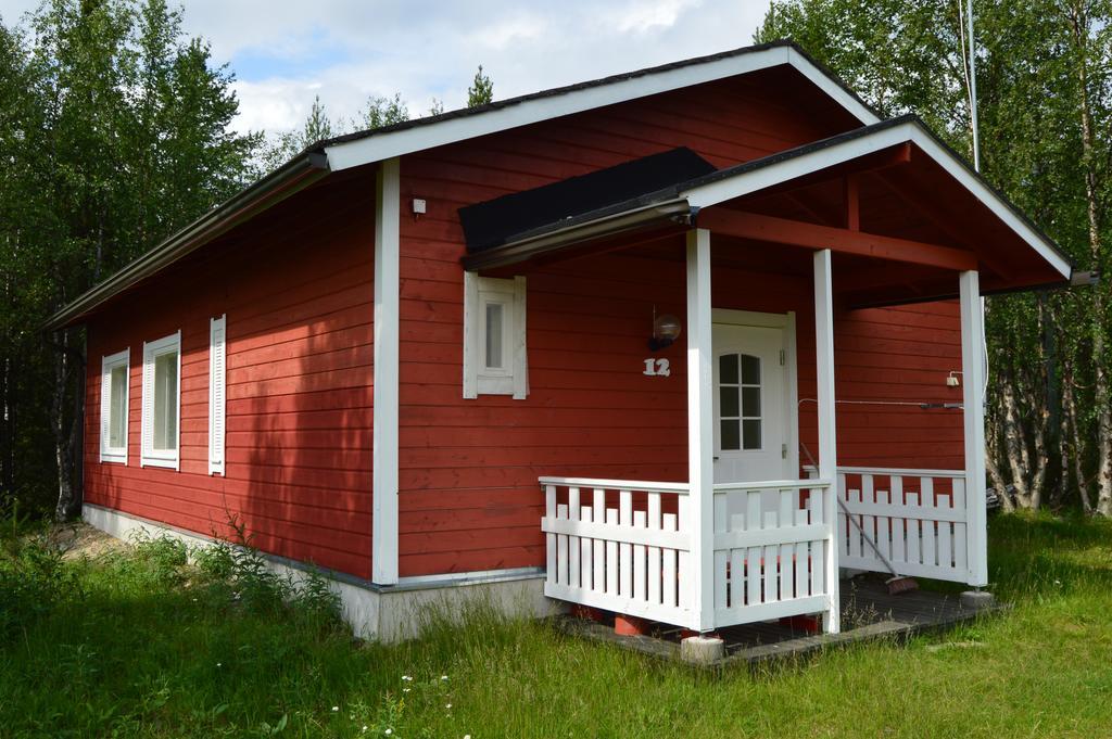 Peurasuvanto Moekit & Camping Bagian luar foto